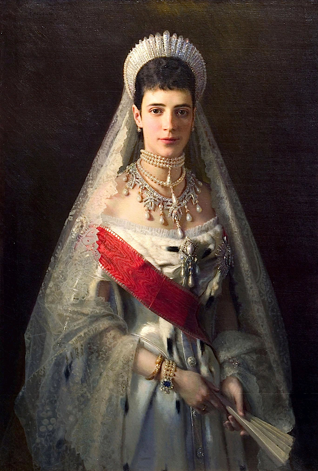 1882 Maria Feodorovna by Kramskoj (The Russian Museum, St. Petersburg)
